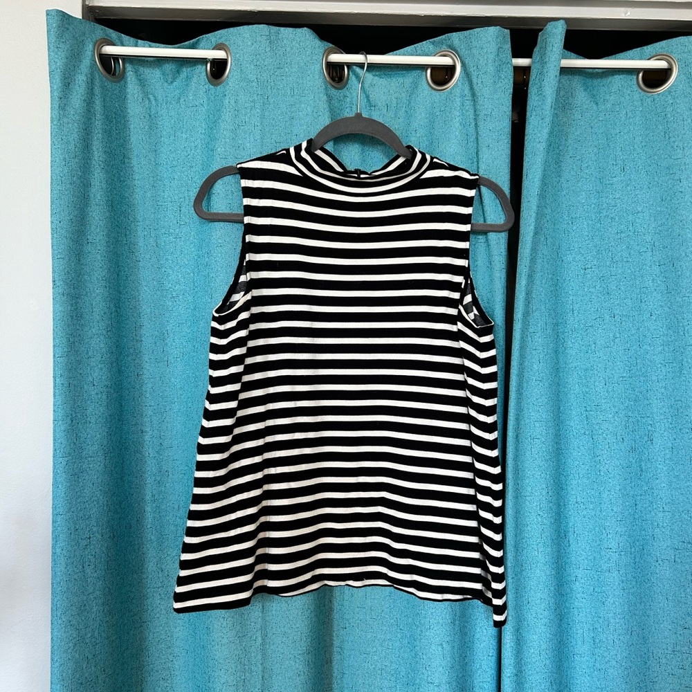 LOFT Turtleneck Top